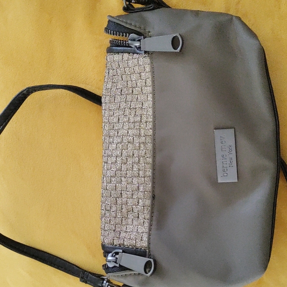 Bernie mev purse - Picture 3 of 3